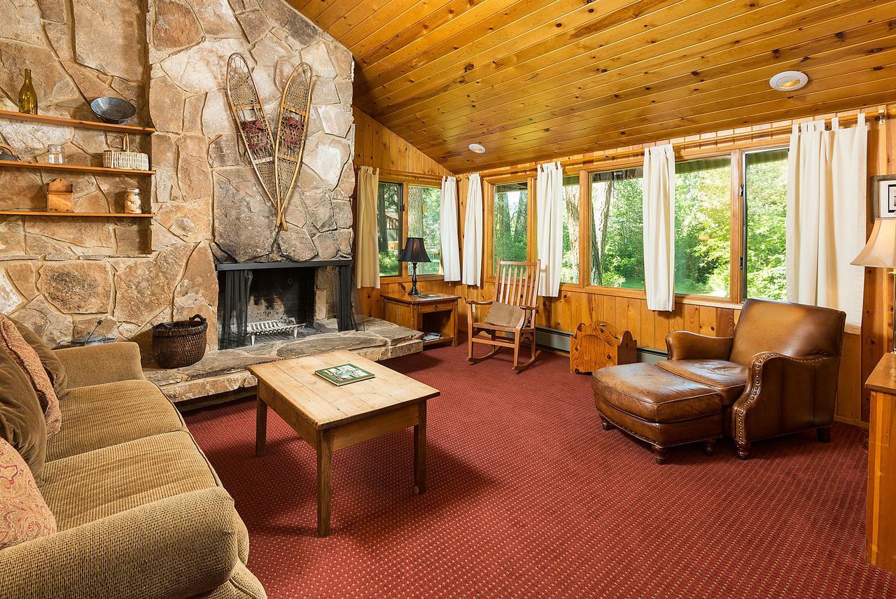 Lake Creek Lodge Bend Exterior photo
